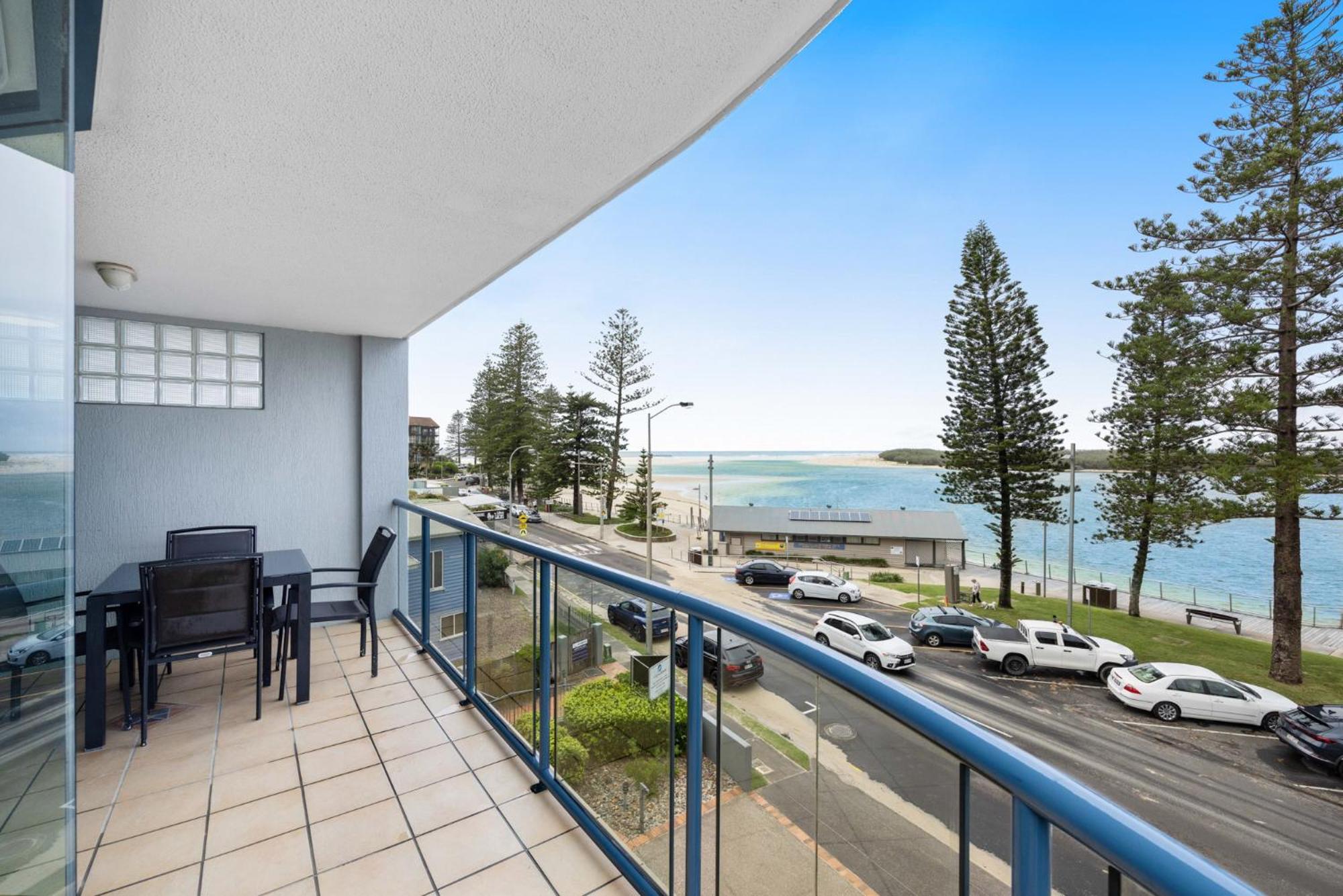 Cerulean Apartments Caloundra Buitenkant foto